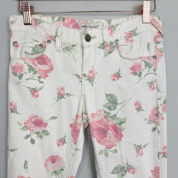 FREE PEOPLE | Retro Rose Floral Print Cream Slim Jeans Women’s Size 26 (2) - Picture 4 of 12